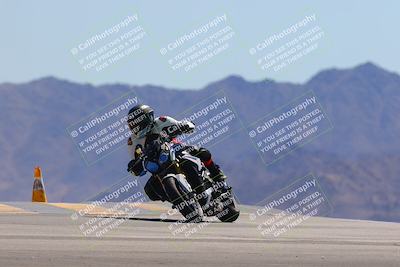 media/Mar-24-2025-Moto Forza (Mon) [[57ce5c5cff]]/3-Beginner Group/Session 4 (Turn 9)/